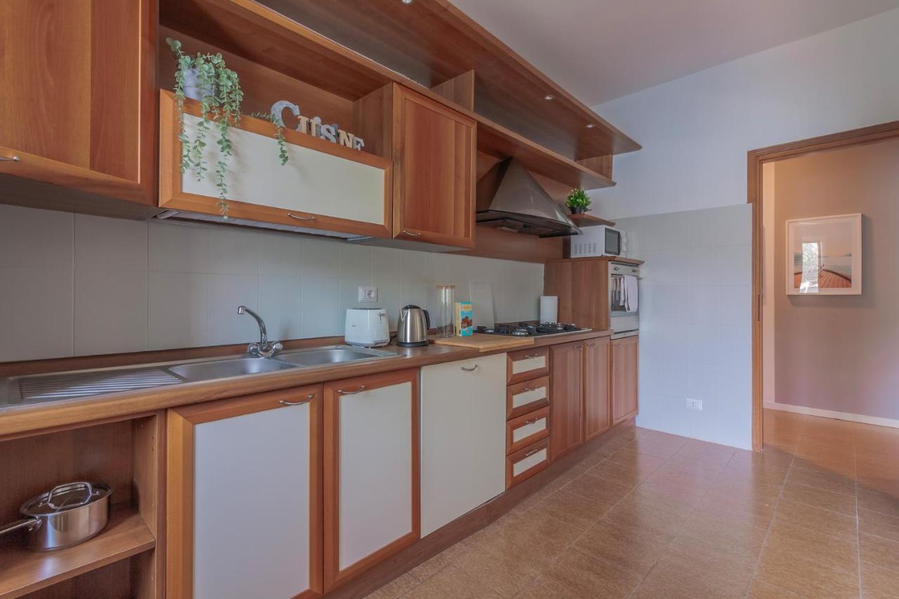Ninfea Apartments By Wonderful Italy เลซเซโน ภายนอก รูปภาพ