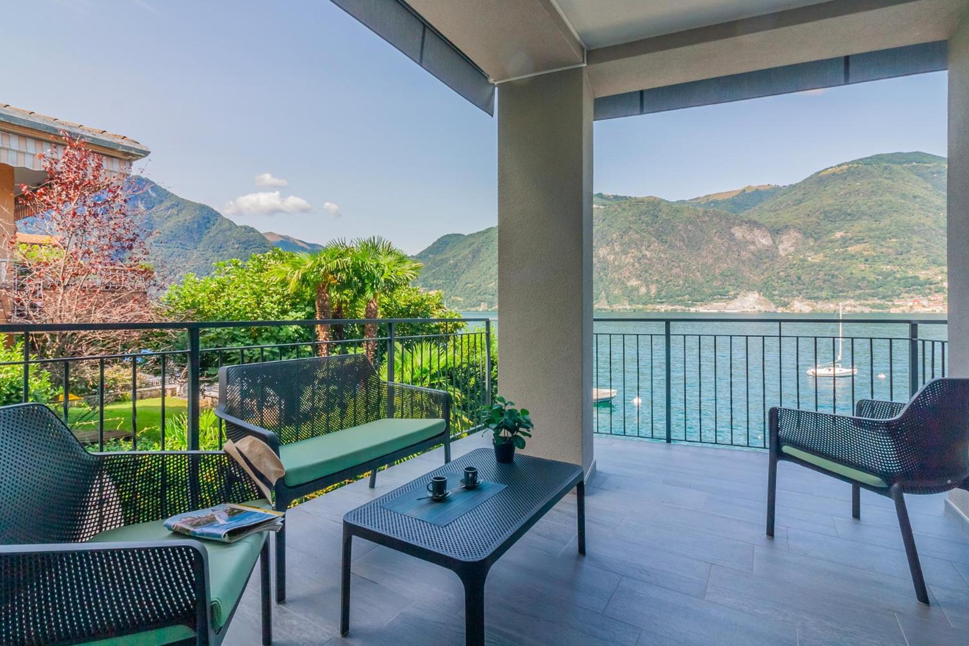 Ninfea Apartments By Wonderful Italy เลซเซโน ภายนอก รูปภาพ