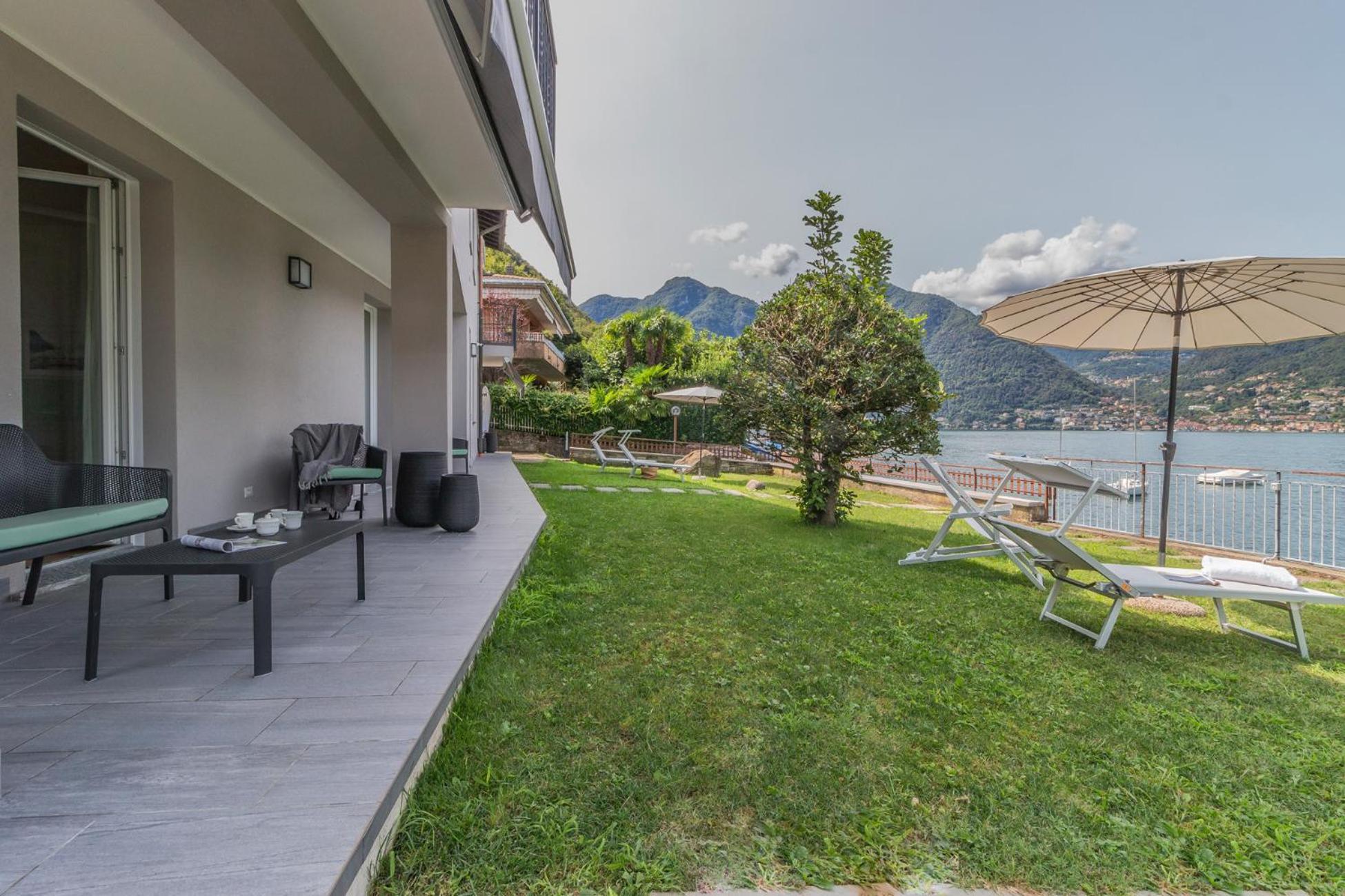 Ninfea Apartments By Wonderful Italy เลซเซโน ภายนอก รูปภาพ